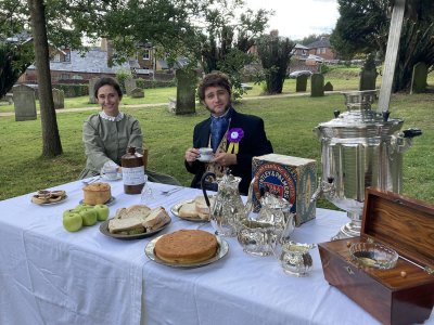 Berkhamsted's Rectory Lane Cemetery wins Team of the Year