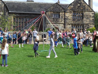 Seasonal Oakwell: Maypole Monday