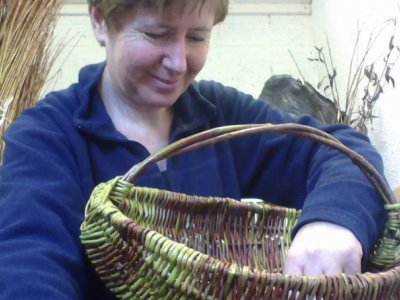 Making Baskets: Frame basket