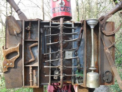 Repair cafe and Junk sculpture challenge