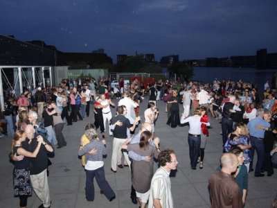 Tango Flashmob at Priceshay in Exeter on 27/06/2011, 1pm