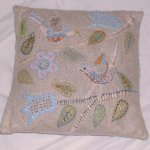 Two birds cushion subtle