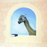 Dragon in Castle Window - Trompe l'oeil